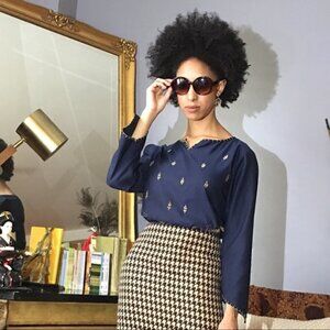 Passport blue blouse with wheat embroidery sz small